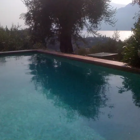 Red House Conditioned Whit Pool Enchanting View Lejlighed