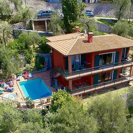 Lejlighed Red House Conditioned Whit Pool Enchanting View Malcesine